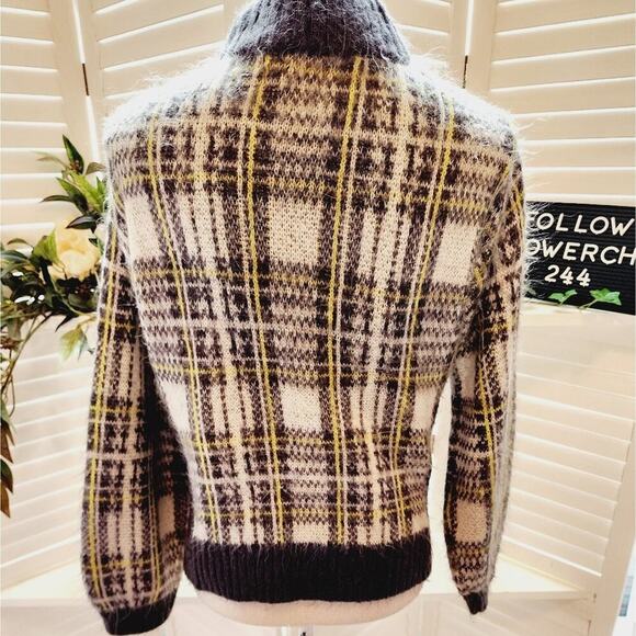 NINE WEST PLAID BLACK YELLOW SWEATER SIZE SMALL - Picture 6 of 8